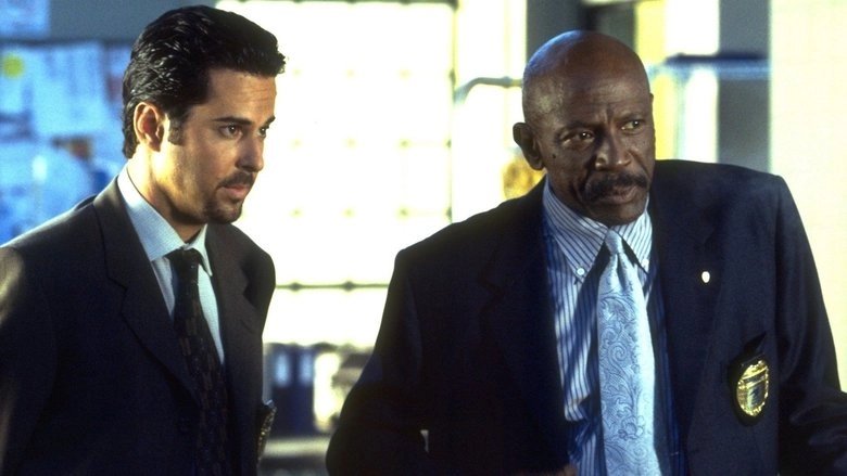 The Inspectors 2: A Shred Of Evidence (2000)