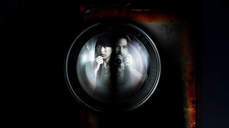 Shutter (2004)