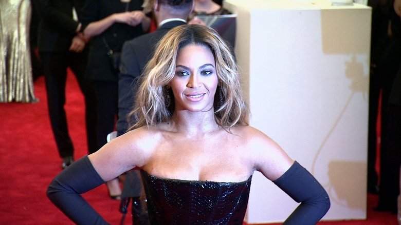 Beyonce: Queen B (2016)