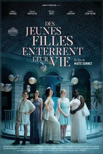 des-jeunes-filles-enterrent-leur-vie-2022